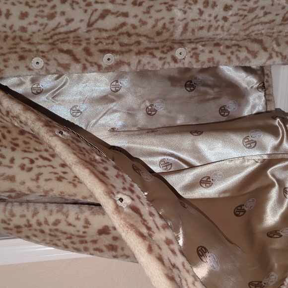 Dennis Brasso Coat faux sheared mink - Picture 3 of 9